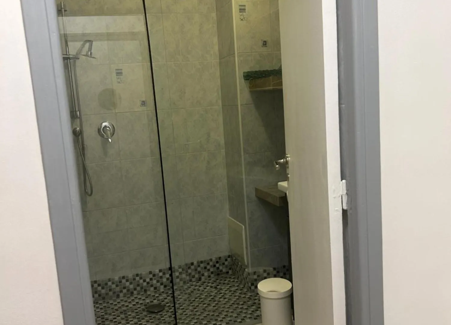 Location Saisonniere Apartment Menton 0*,  France